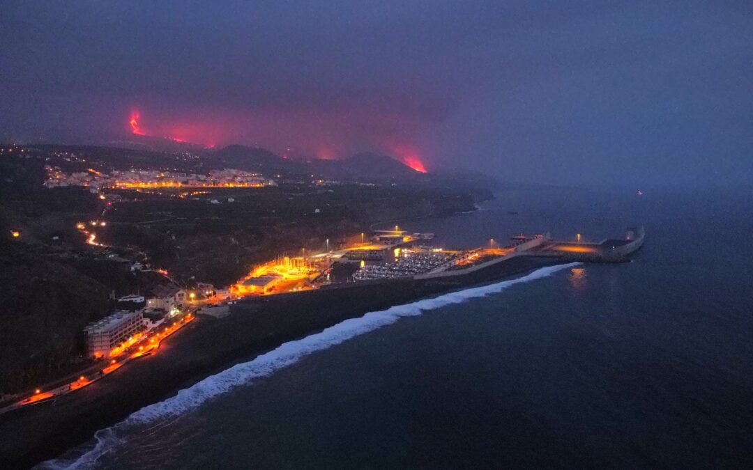 Is it safe to travel to Tenerife after La Palma volcano eruption? Latest travel advice for the Canary Islands