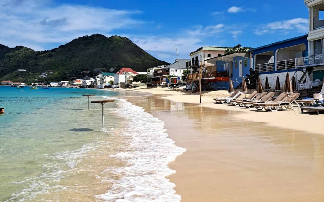 A Guide to Island Hopping Around St. Martin