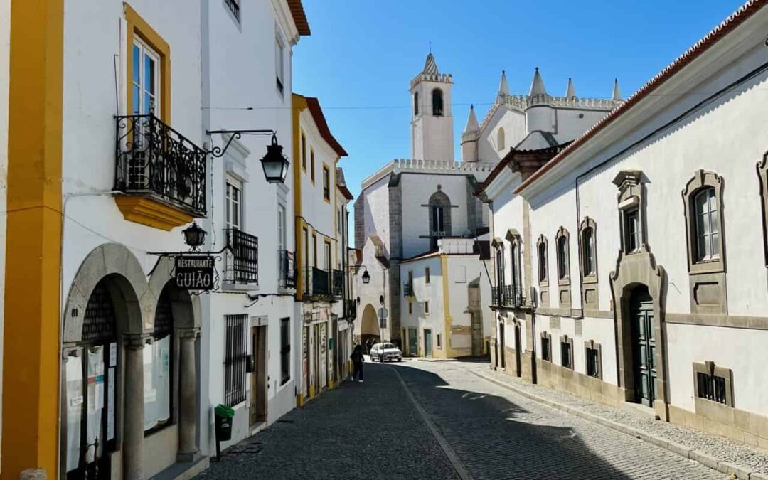 A Day Trip to Évora Portugal